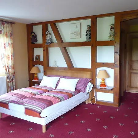 Maison D'hotes Les Feuilles D'or בית הארחה
