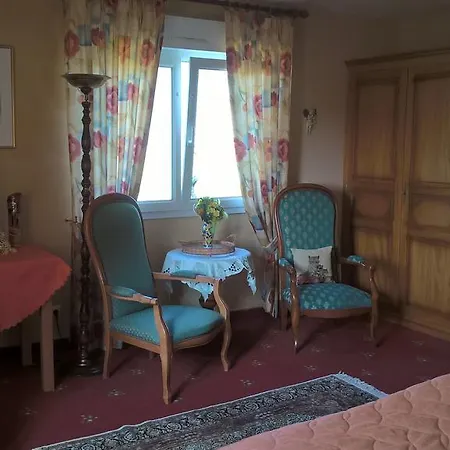 בית הארחה Maison D'hotes Les Feuilles D'or